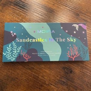 Moira Sandcastles in the Sky Palette